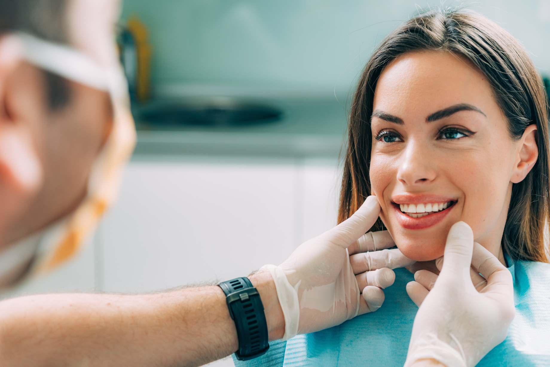 Transform Your Smile with Dental Bonding: Quick & Easy